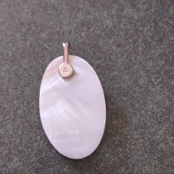Sterling Silver Abalone and Mother of Pearl Pendant - Picture 5 of 5